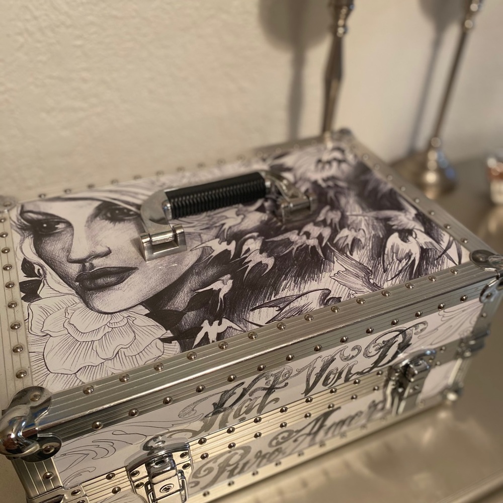 Kat Von D train case
